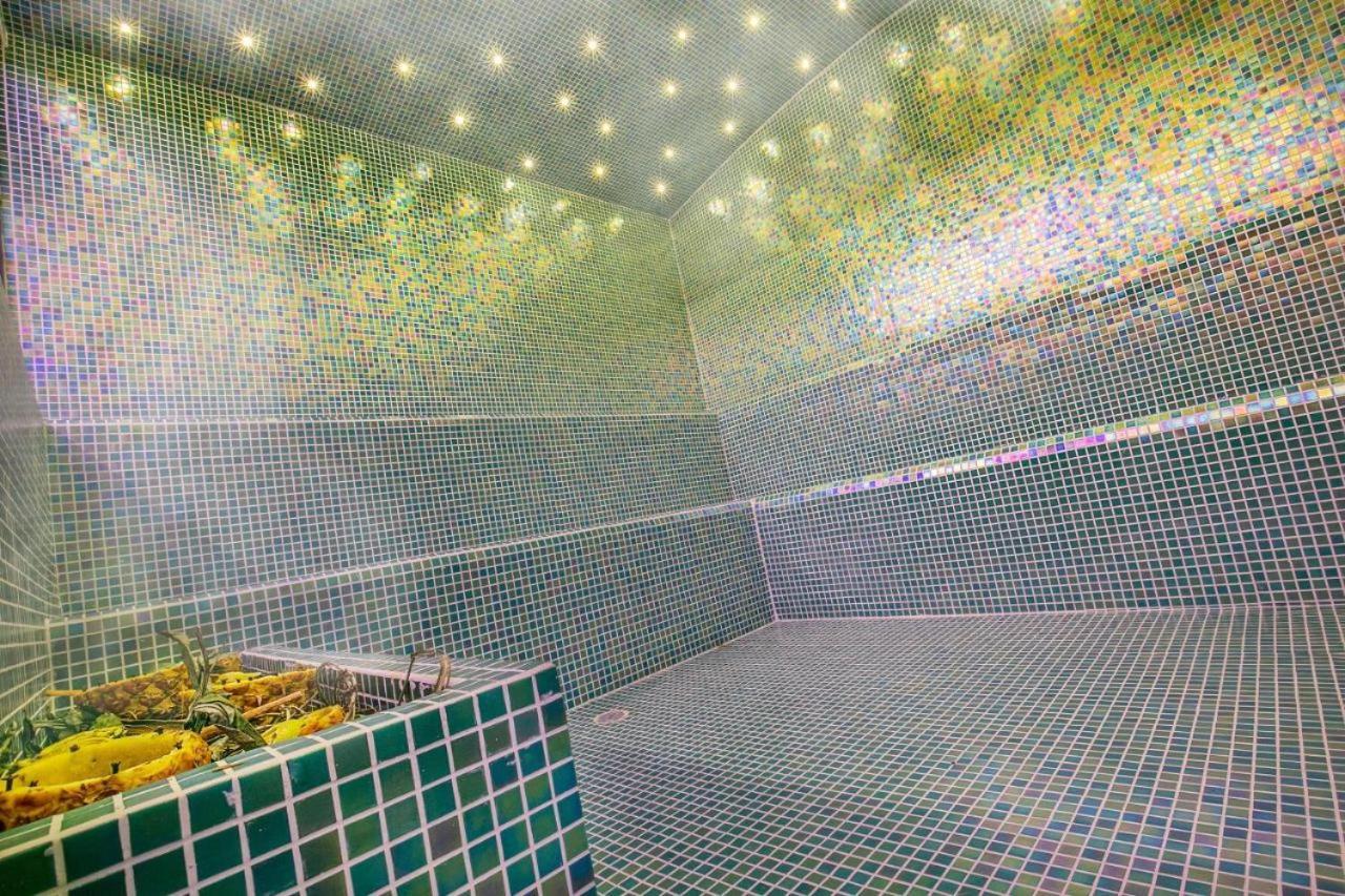 Hotel V1501 Pasto Ngoại thất bức ảnh The interior of the steam room